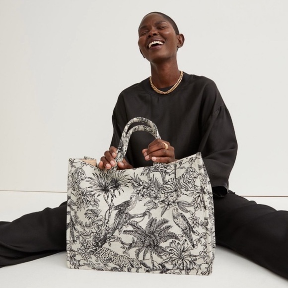 H&M Handbags - H&M Tropical Jungle Jacquard Knit Tote Bag